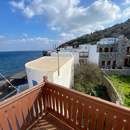 فيلة On The Vastadi Mandrákion