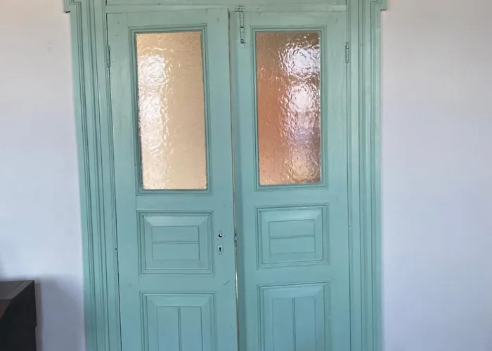 On The Vastadi * Mandrákion